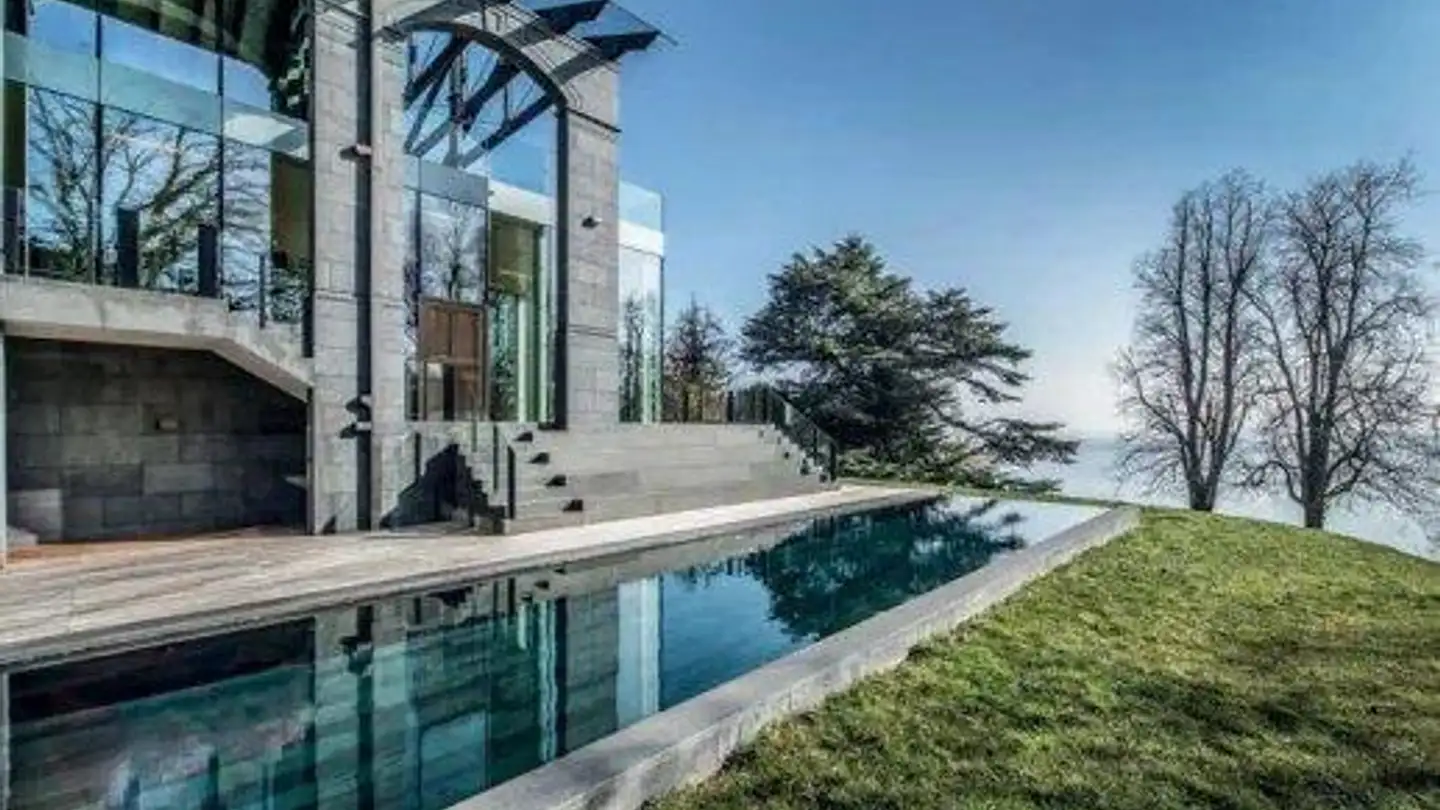 Single house for sale - 1195 Dully
