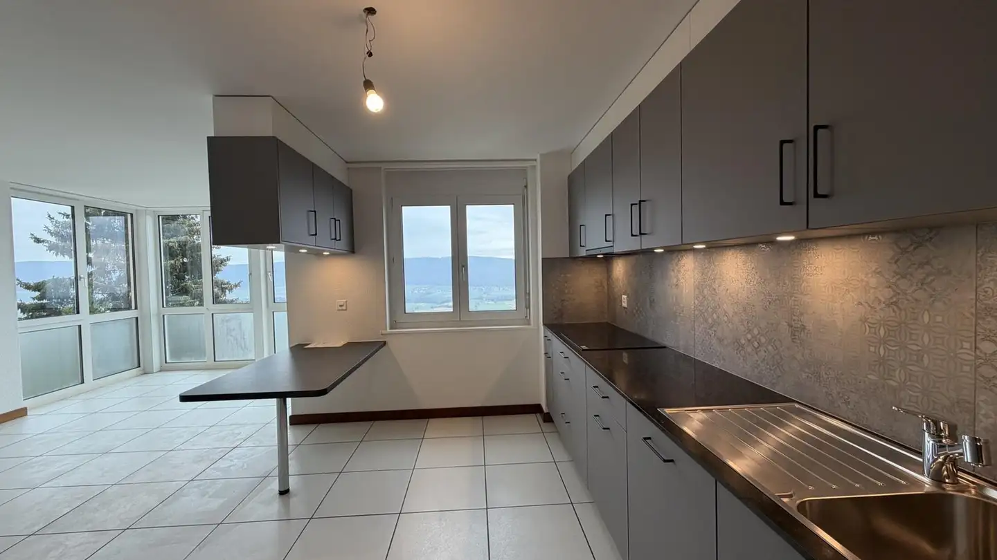 Wohnung mieten - Route De La République 12, 2208 Les Hauts-Geneveys - Foto 3