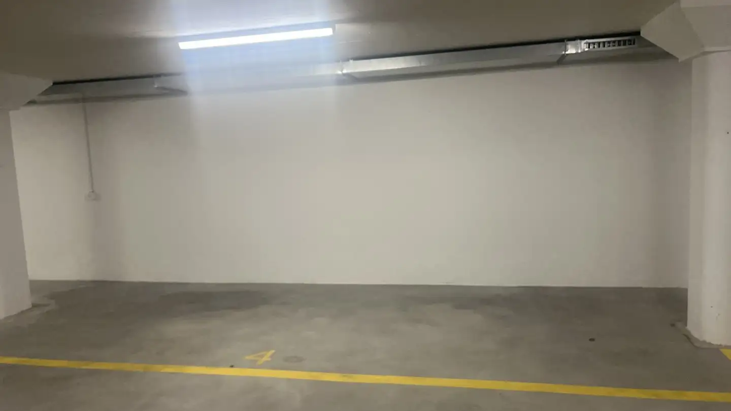 Outdoor parking space for rent - Kirchstrasse 16, 8953 Dietikon