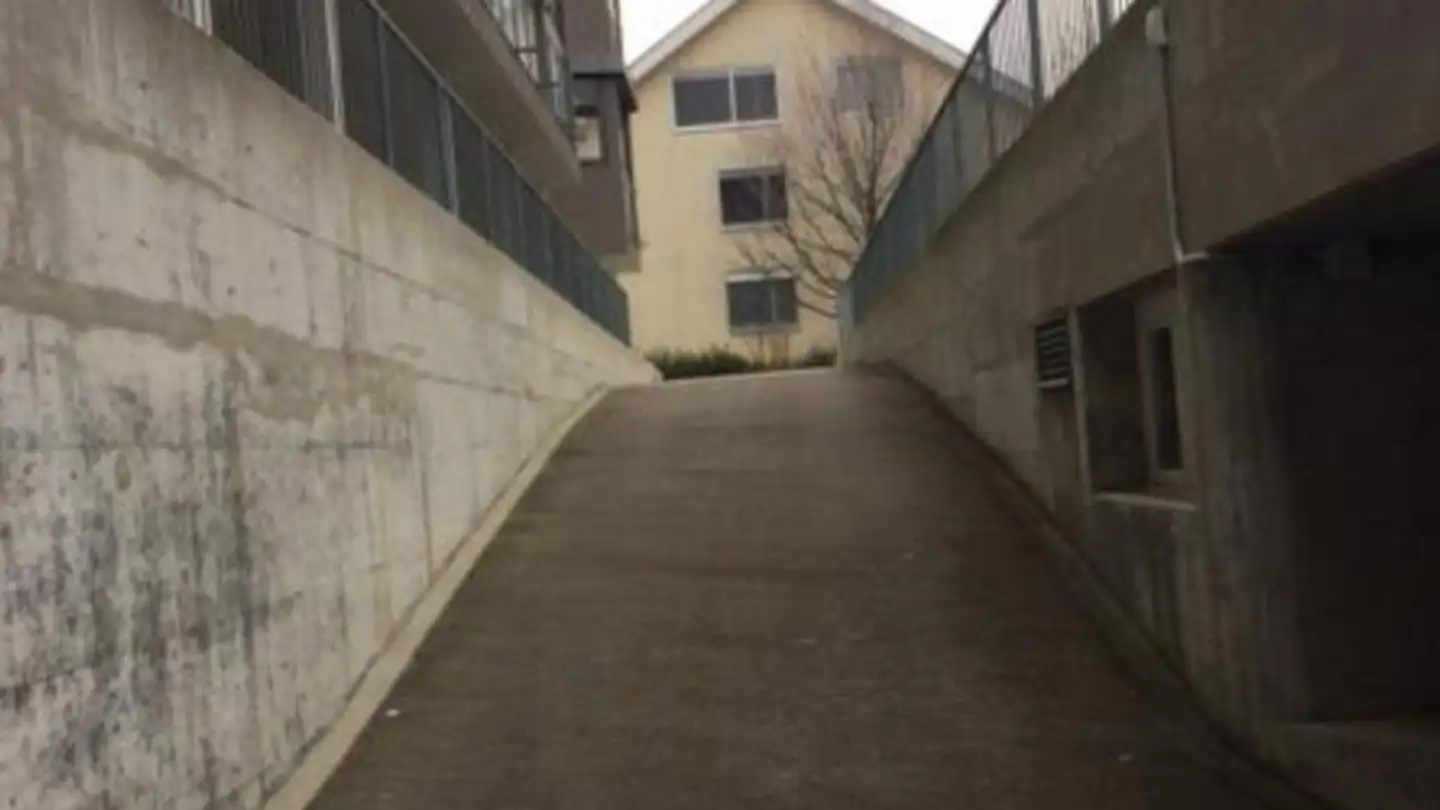 Indoor motorbike parking space for rent - Landskronweg 17, 4107 Ettingen