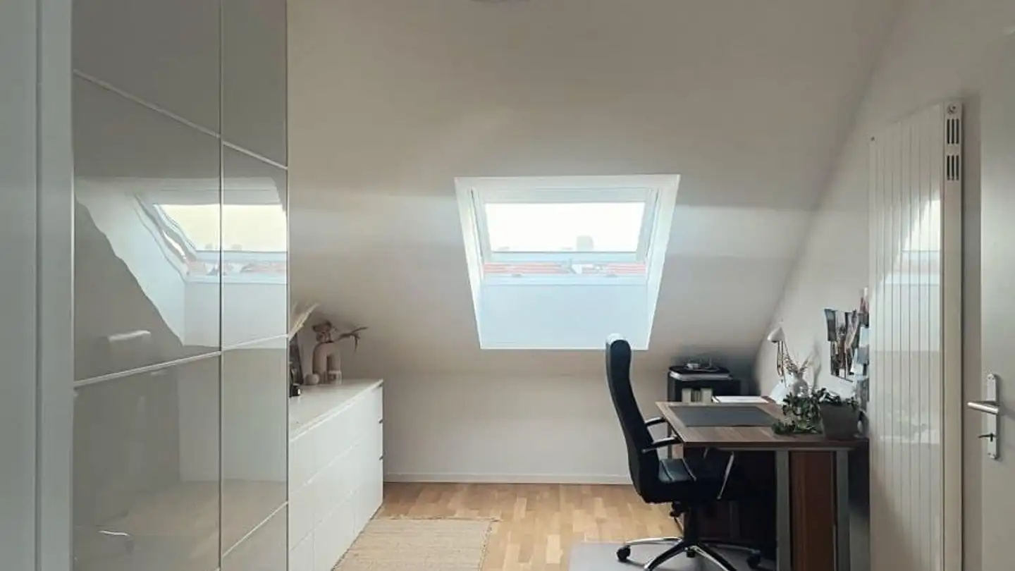 Attique à louer - Rue De La Maladière 94, 2000 Neuchâtel - Photo 3