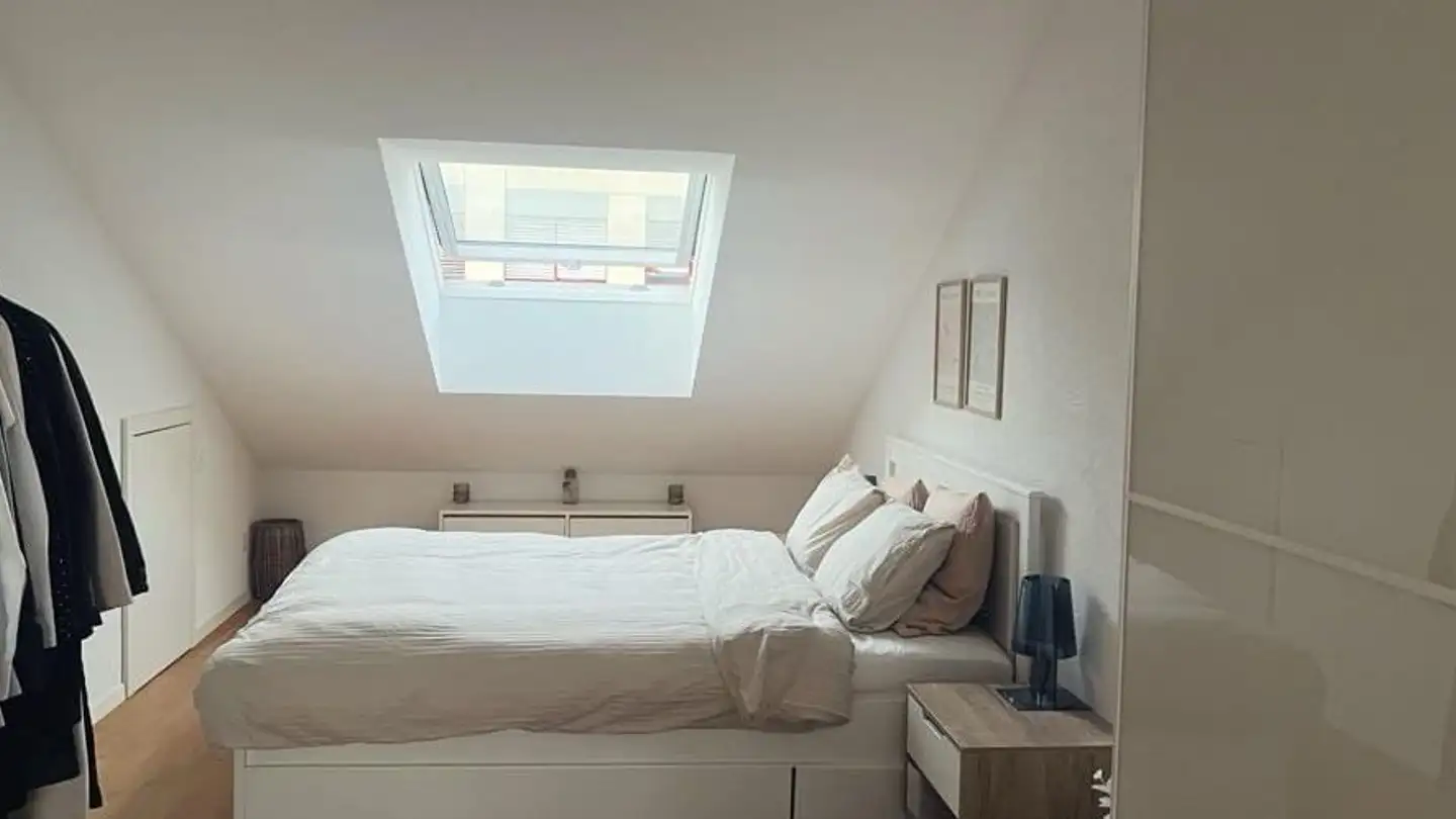 Attique à louer - Rue De La Maladière 94, 2000 Neuchâtel - Photo 4