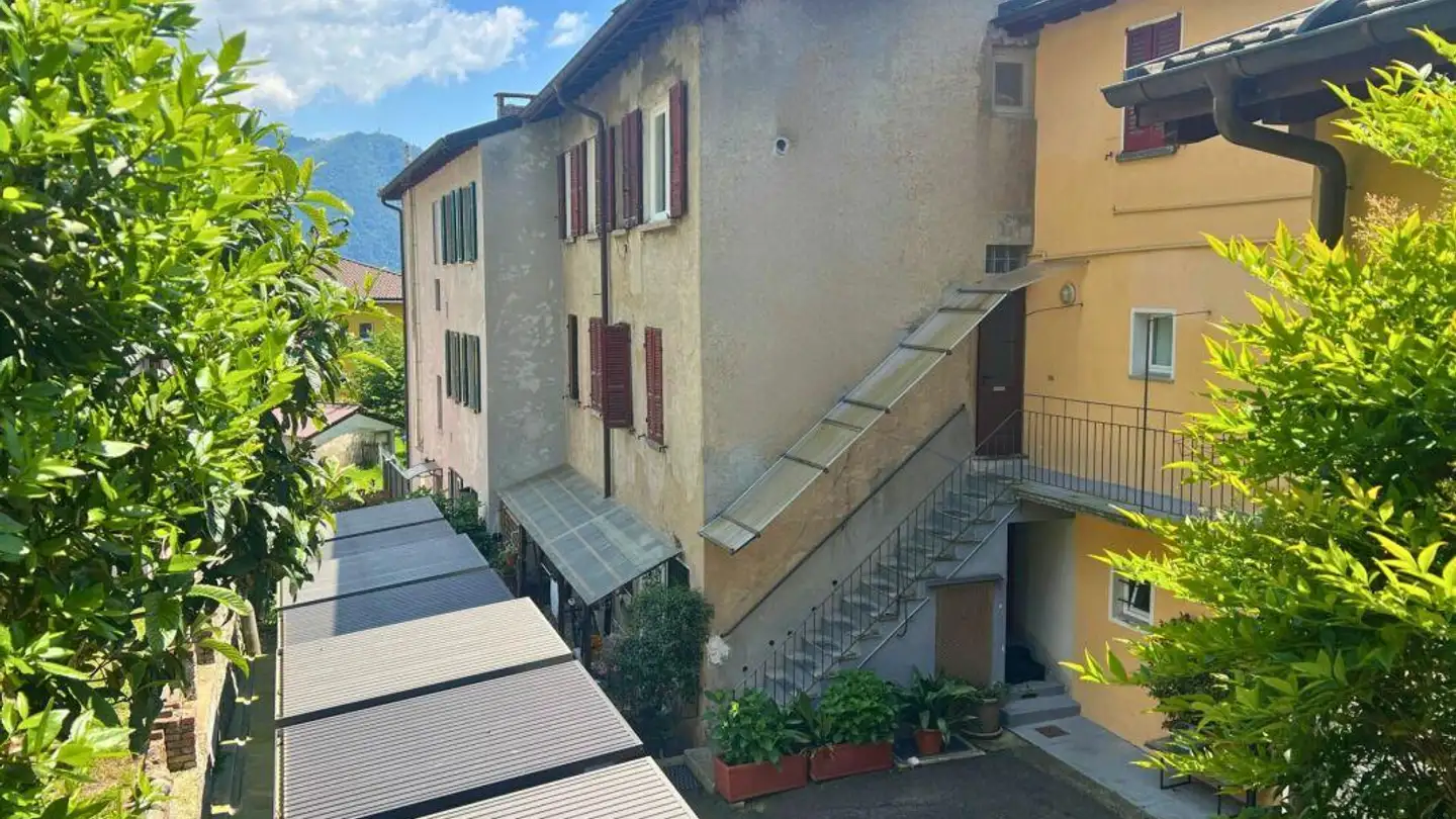 Edificio residenziale in vendita - Via Pizzamiglio, 6833 Vacallo - Photo 2