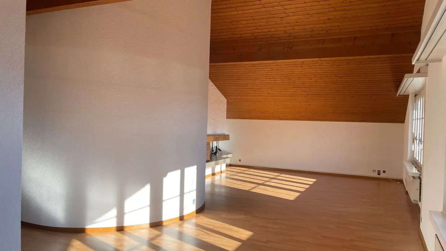 Penthouse for rent - Sigriswilstrasse 144, 3655 Sigriswil - Photo 2