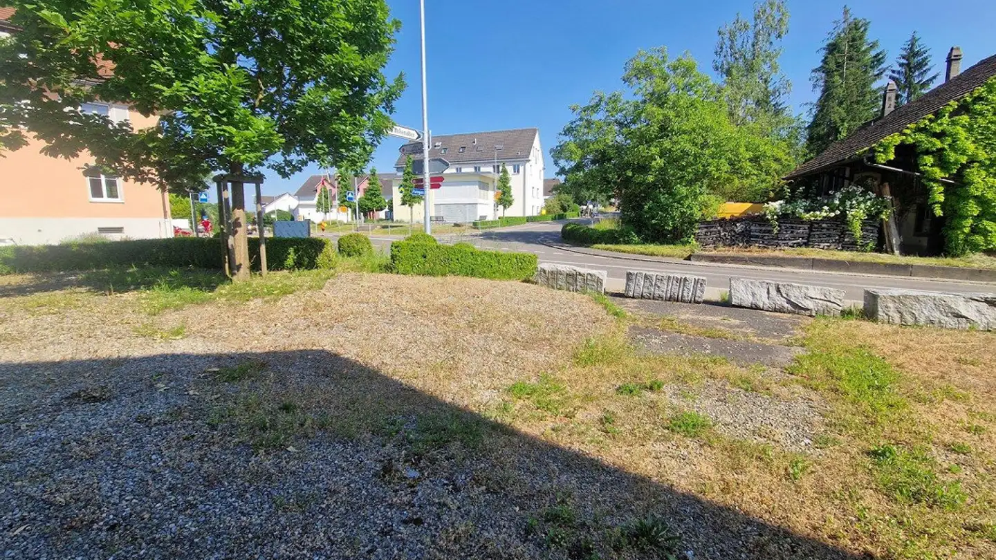 Outdoor parking space for rent - Hauptstrasse 29, 9565 Bussnang - Photo 2