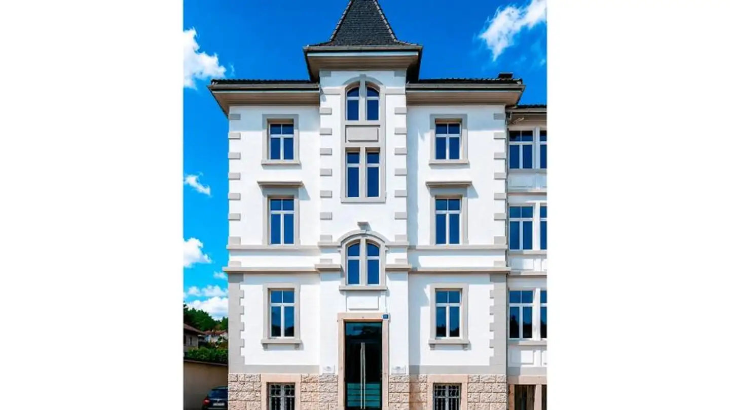 Mixed-use building for sale - 2400 Le Locle - Photo 2