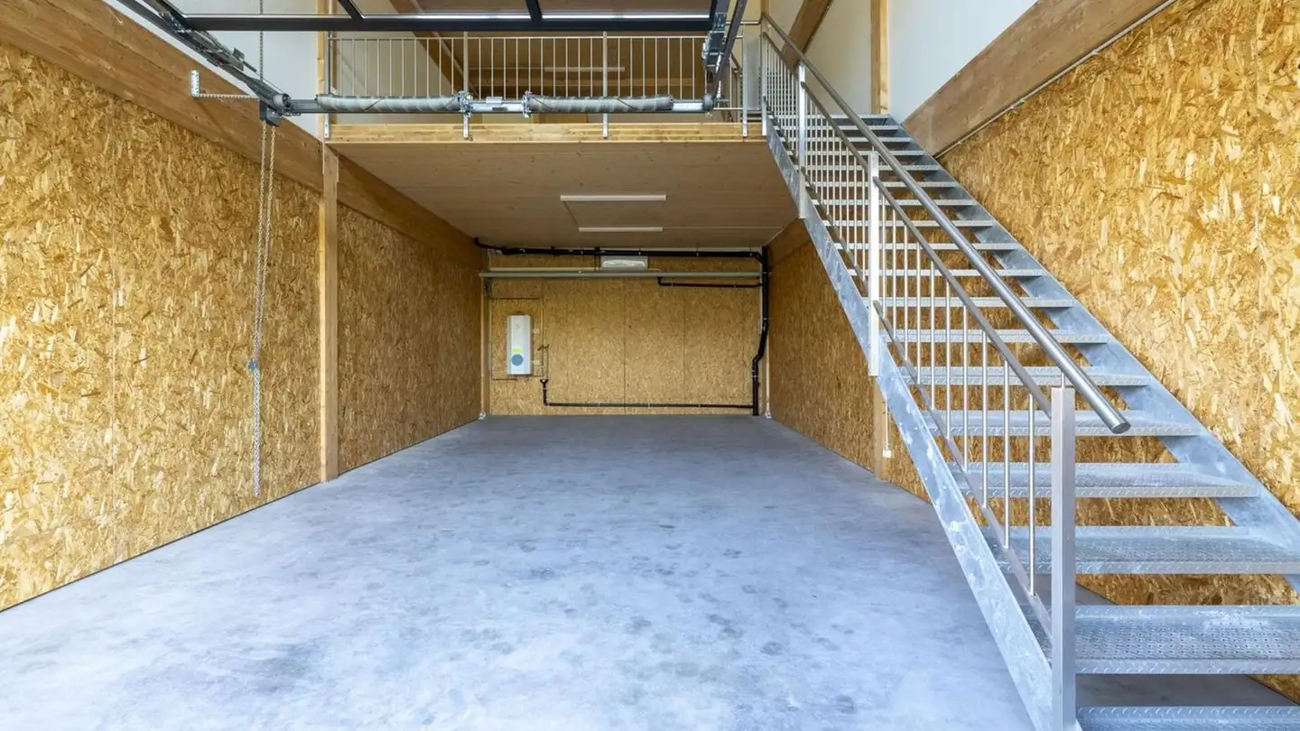 Commercial for rent - Lippermattstrasse 2, 4710 Balsthal - Photo 2