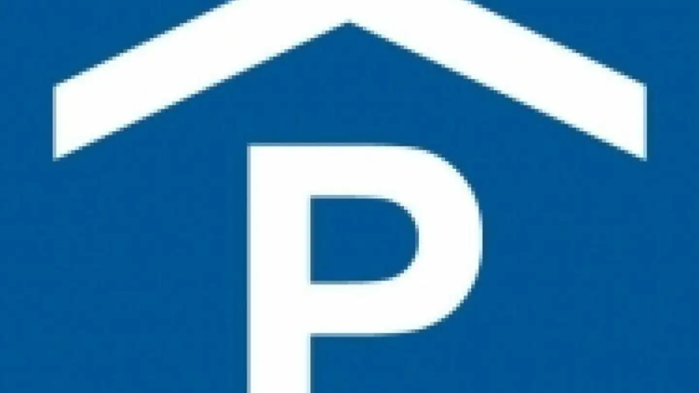 Place de parking extérieure à louer - Leginglen 4, 7320 Sargans