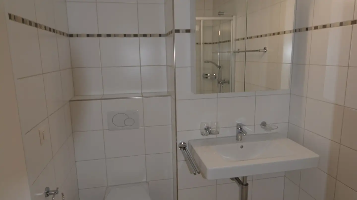 Wohnung mieten - Dorfstrasse 22, 8185 Winkel - Foto 4