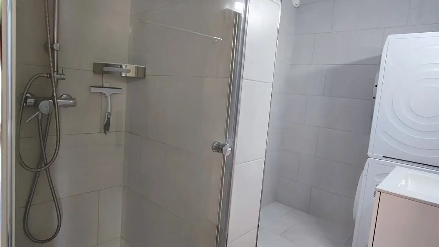 Apartment for rent - Rhodaniastrasse, 3904 Naters - Photo 4
