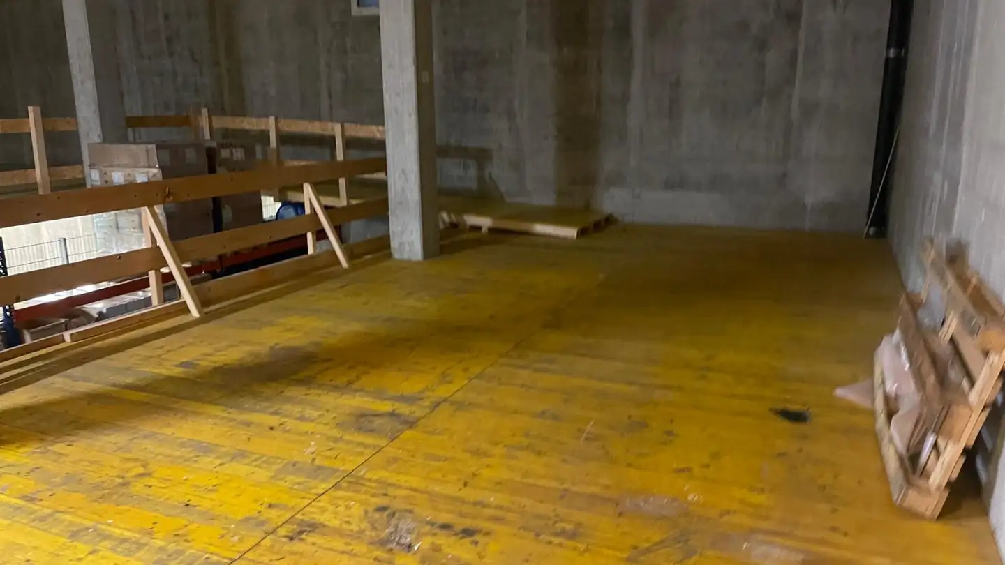 Storage space for sale - Langenhagstrasse, 4147 Aesch BL - Photo 2