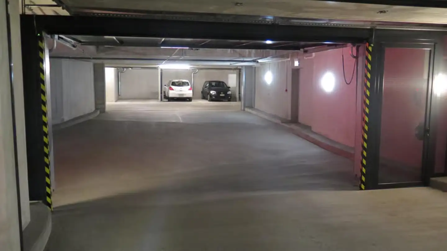 Single garage for rent - Rue Du Ronzier 9, 1260 Nyon - Photo 4