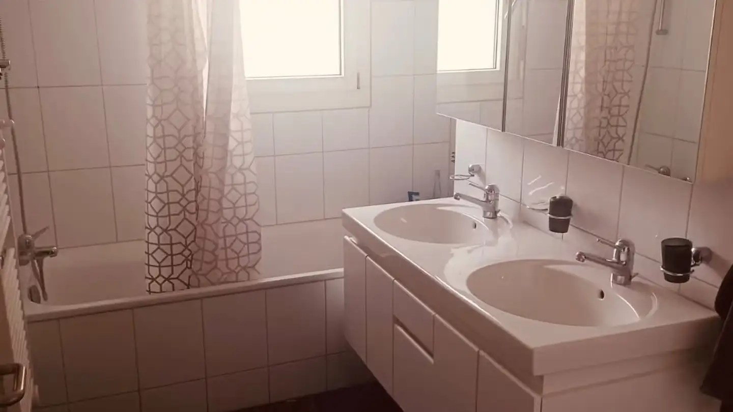 Appartement à louer - Früebergstrasse, 6340 Baar - Photo 4