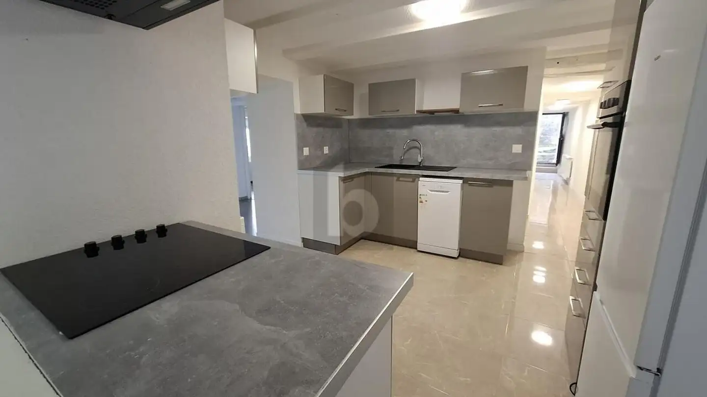 Apartment for rent - 2905 Courtedoux - Photo 2