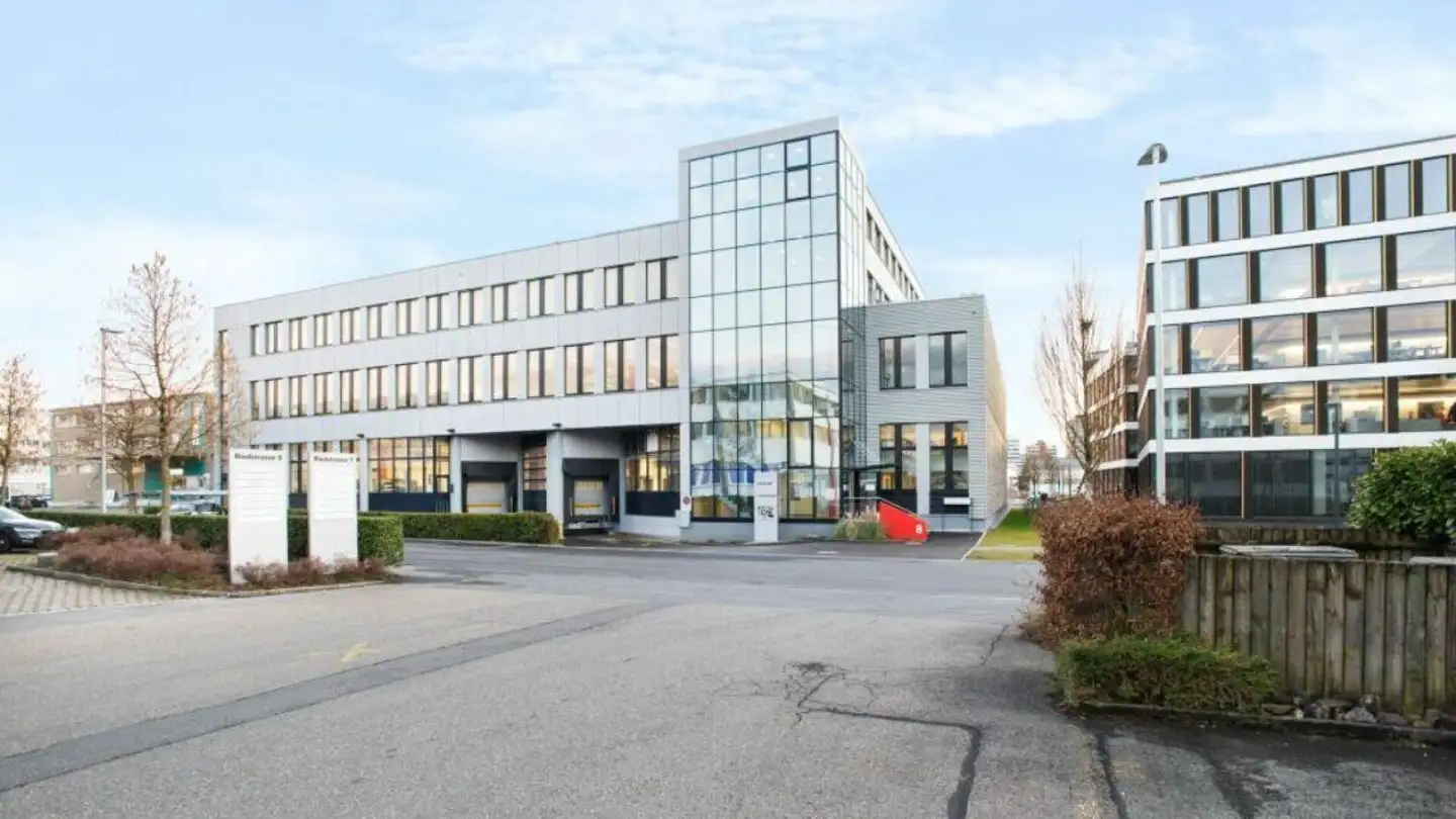 Commercial for rent - Riedstrasse 8, 6330 Cham