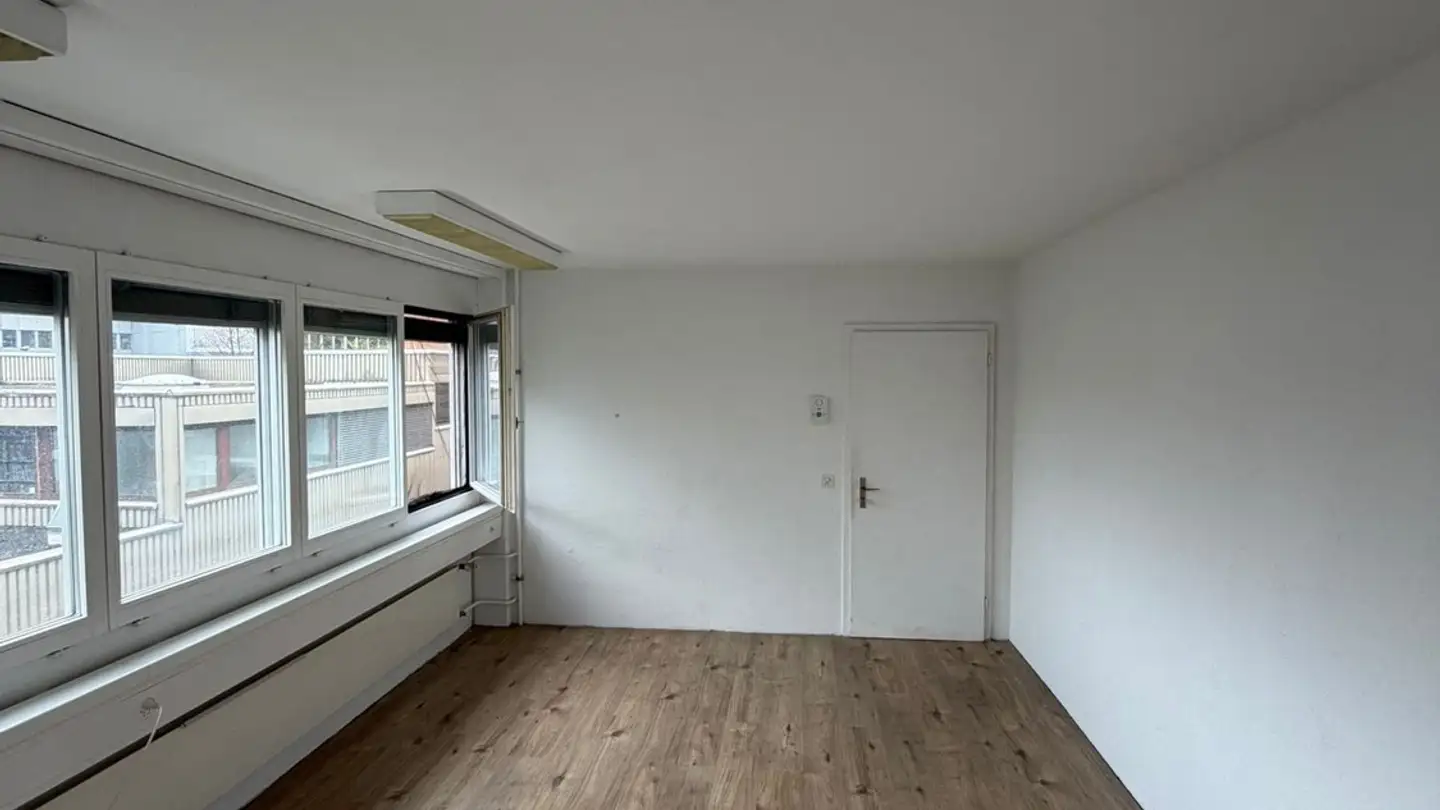 Bureau à louer - 8902 Urdorf - Photo 3