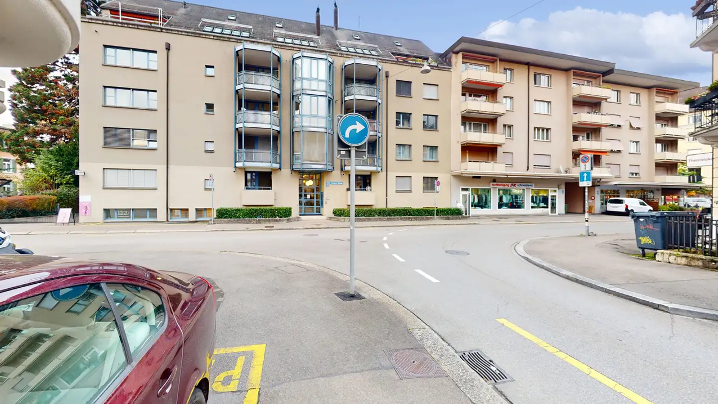 Tiefgaragenstellplatz mieten - Meier-Bosshard-Strasse, 8048 Zürich