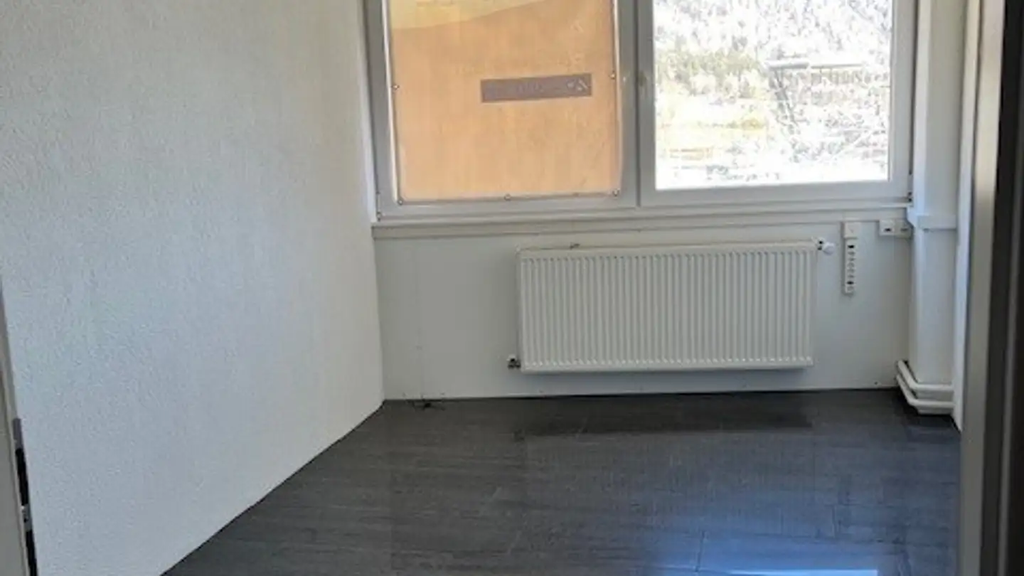 Commercial for rent - Parallelstrasse 60, 3714 Frutigen