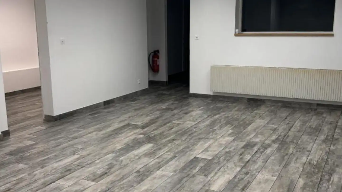 Workshop for rent - Les Evalins 2a, 2740 Moutier - Photo 4