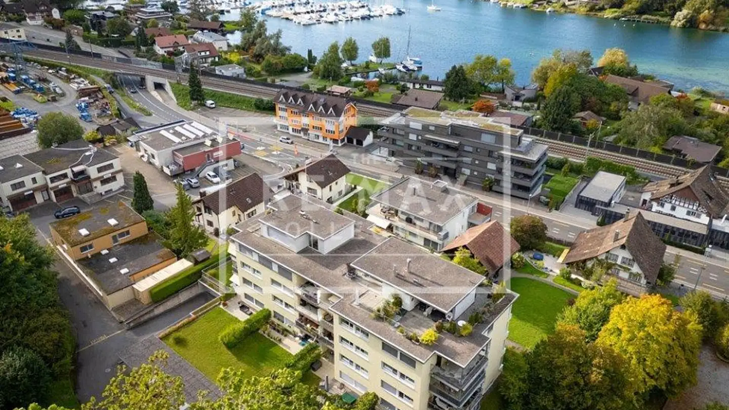 Attico in vendita - Seestrasse 214, 8806 Bäch SZ