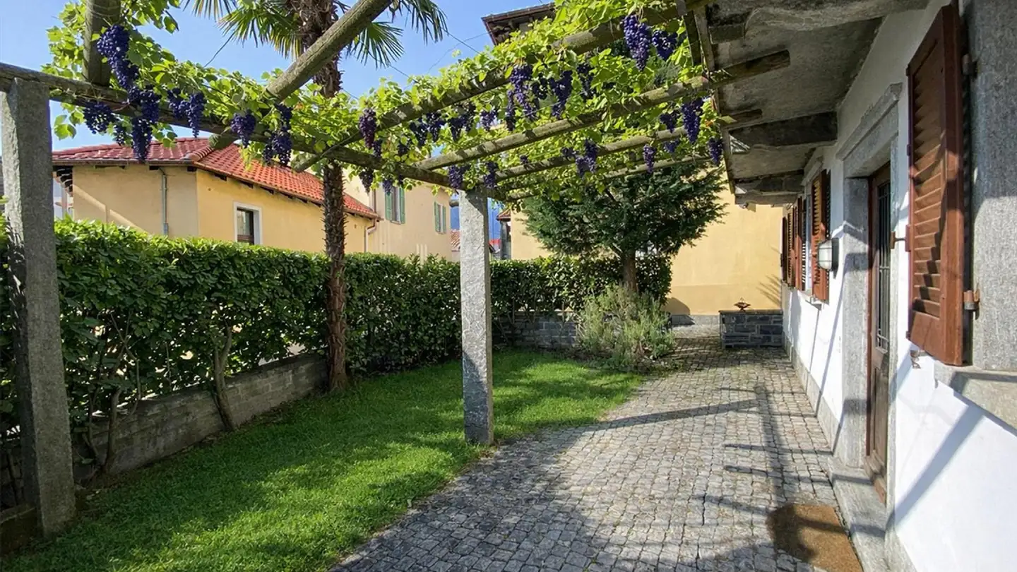 Appartamento a gradini in vendita - Contrada Maggiore 14, 6600 Solduno - Foto 2