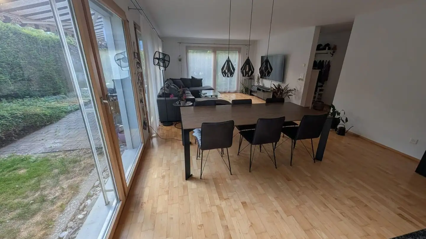 Appartement à louer - Via Plazzas 3, 7402 Bonaduz