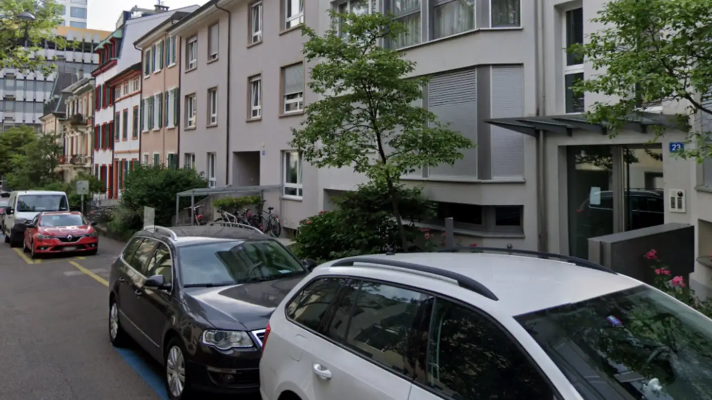 Tiefgaragenstellplatz mieten - Friedensgasse 23, 4056 Basel