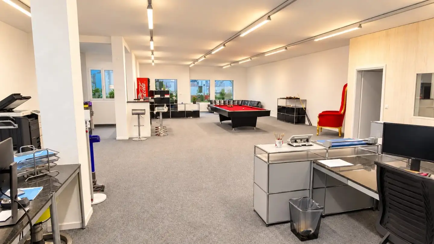 Mixed-use building for sale - Kreuzplatz 1, 6287 Aesch LU - Photo 2
