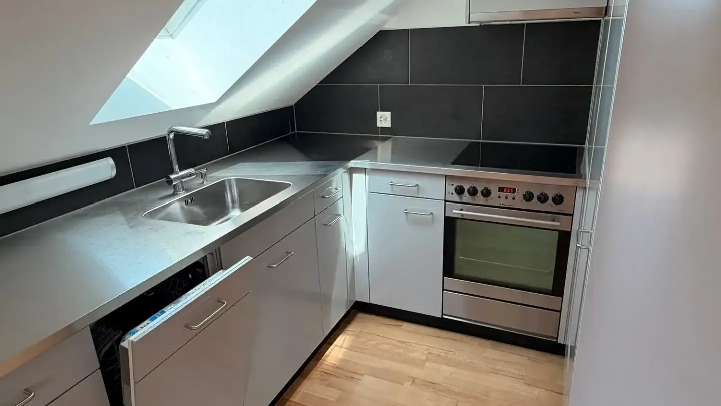 Attic flat for rent - Schachenstrasse 40, 4562 Biberist - Photo 4