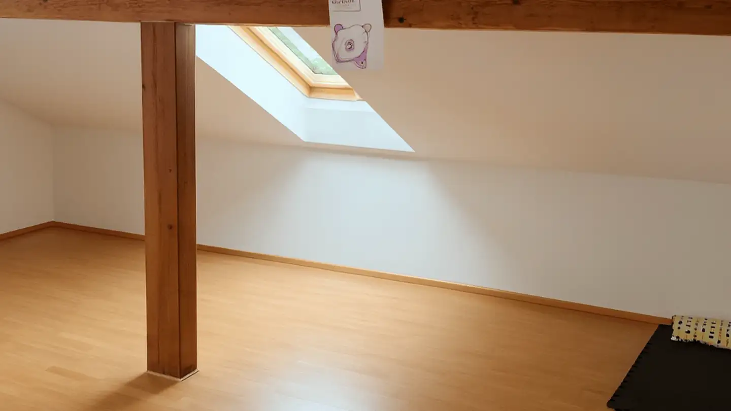 Dachgeschosswohnung mieten - Lägernstrasse 19, 5430 Wettingen - Foto 2