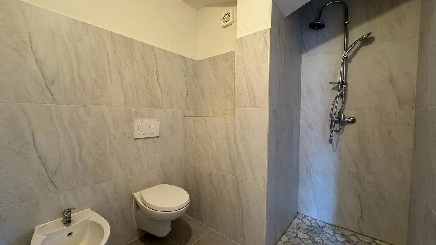 Appartement à louer - Via Del Battistone 4, 6533 Lumino - Photo 3