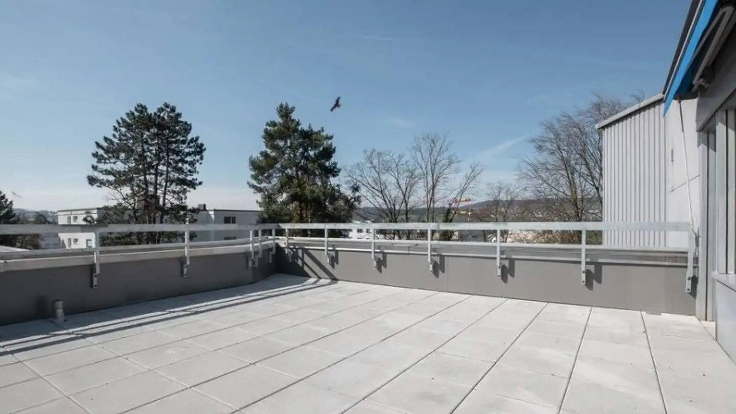Attique à louer - Lindenstrasse 4, 8155 Niederhasli