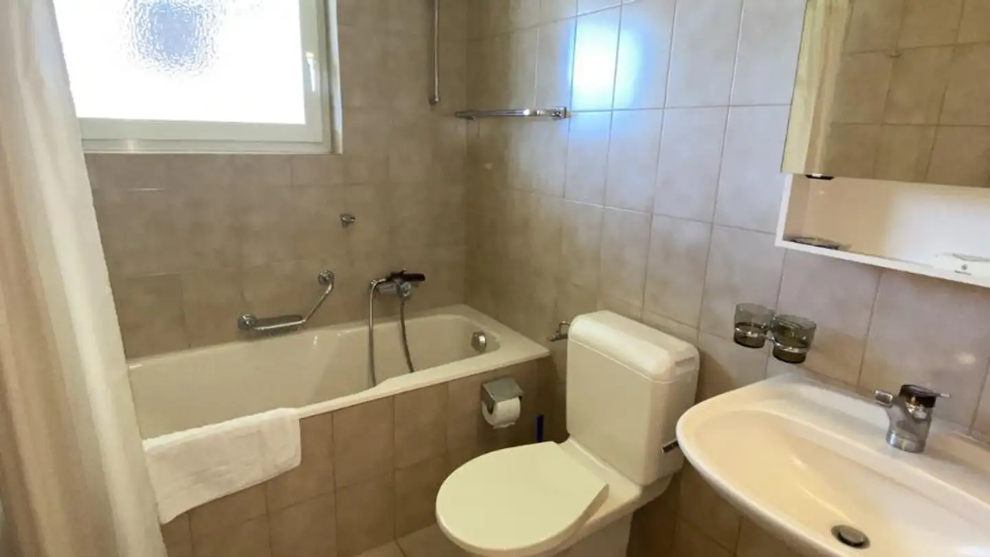 Apartment for rent - Route de la Moubra, 3963 Crans-Montana - Photo 4