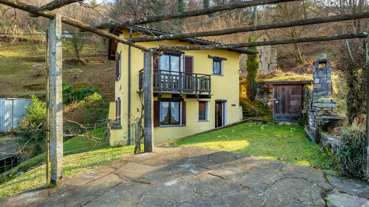 Single house for sale - Via Casenzano 63, 6575 Vairano