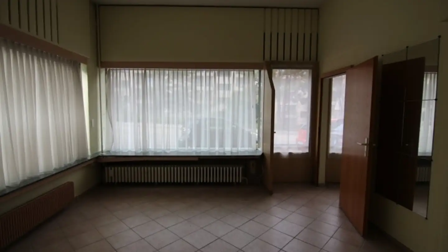 Gewerbe mieten - Birmensdorferstrasse 525, 8055 Zürich - Foto 2