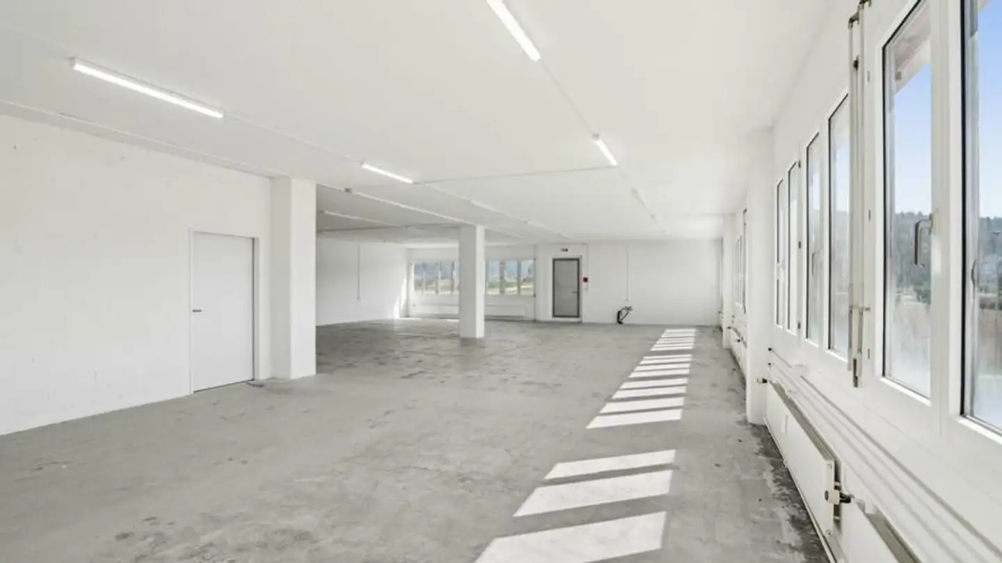 Gewerbe mieten - Hardhofstrasse 15, 8424 Embrach - Foto 3