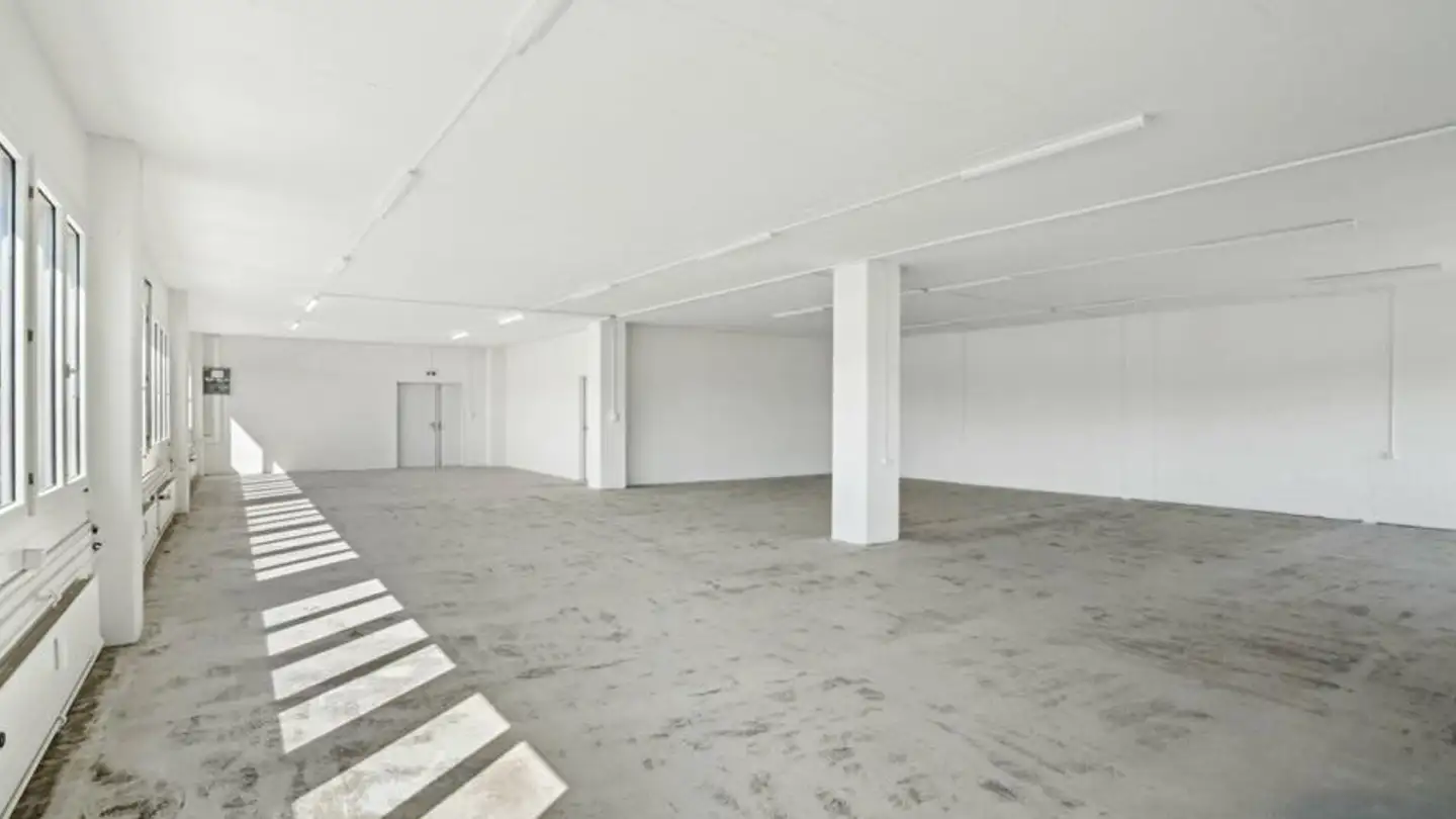 Gewerbe mieten - Hardhofstrasse 15, 8424 Embrach - Foto 4