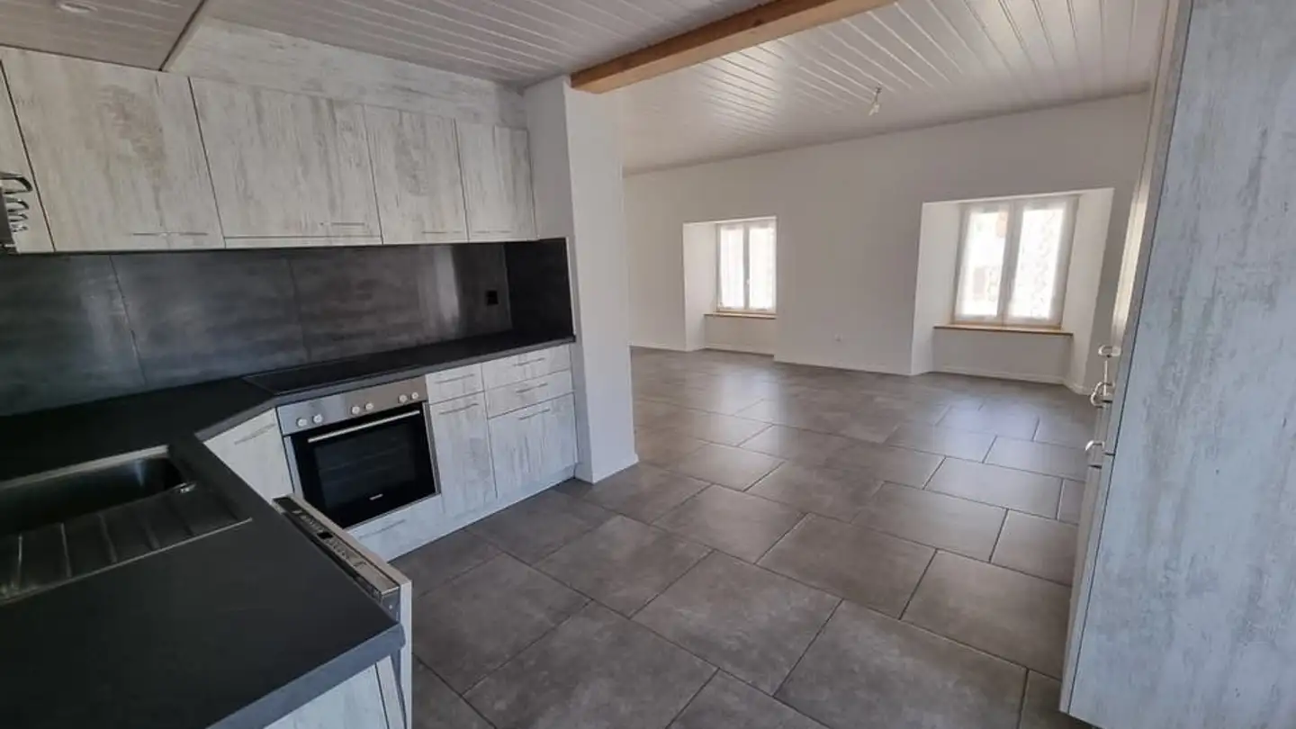 Appartamento in affitto - Place du 12 Septembre 4, 2115 Buttes - Foto 2