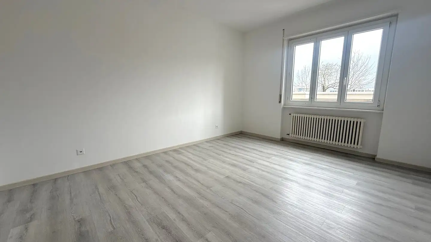 Apartment for rent - Via L. Favre 7, 6830 Chiasso - Photo 4