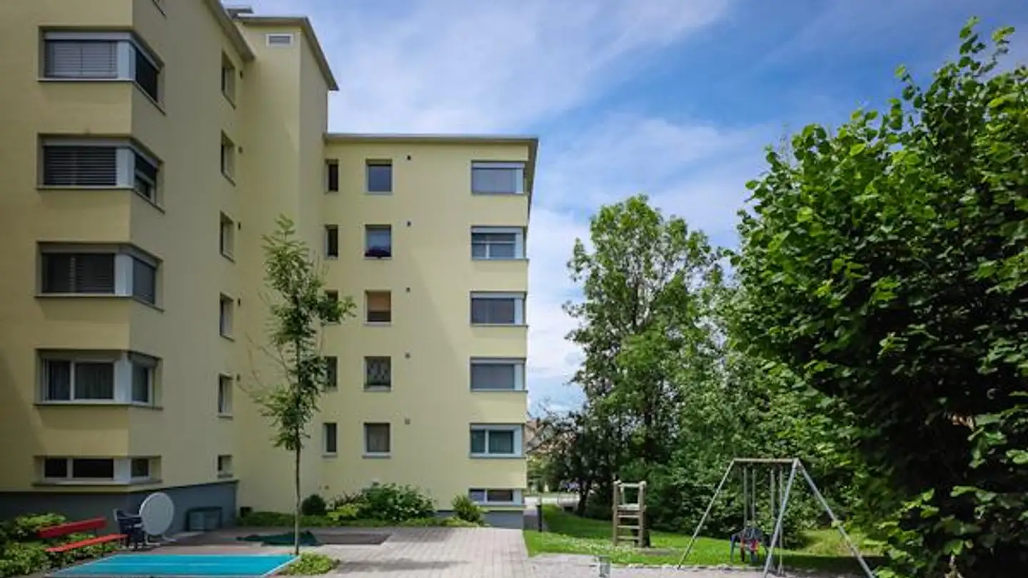 Appartement à louer - Leimgrubstrasse 1, 8340 Hinwil - Photo 2