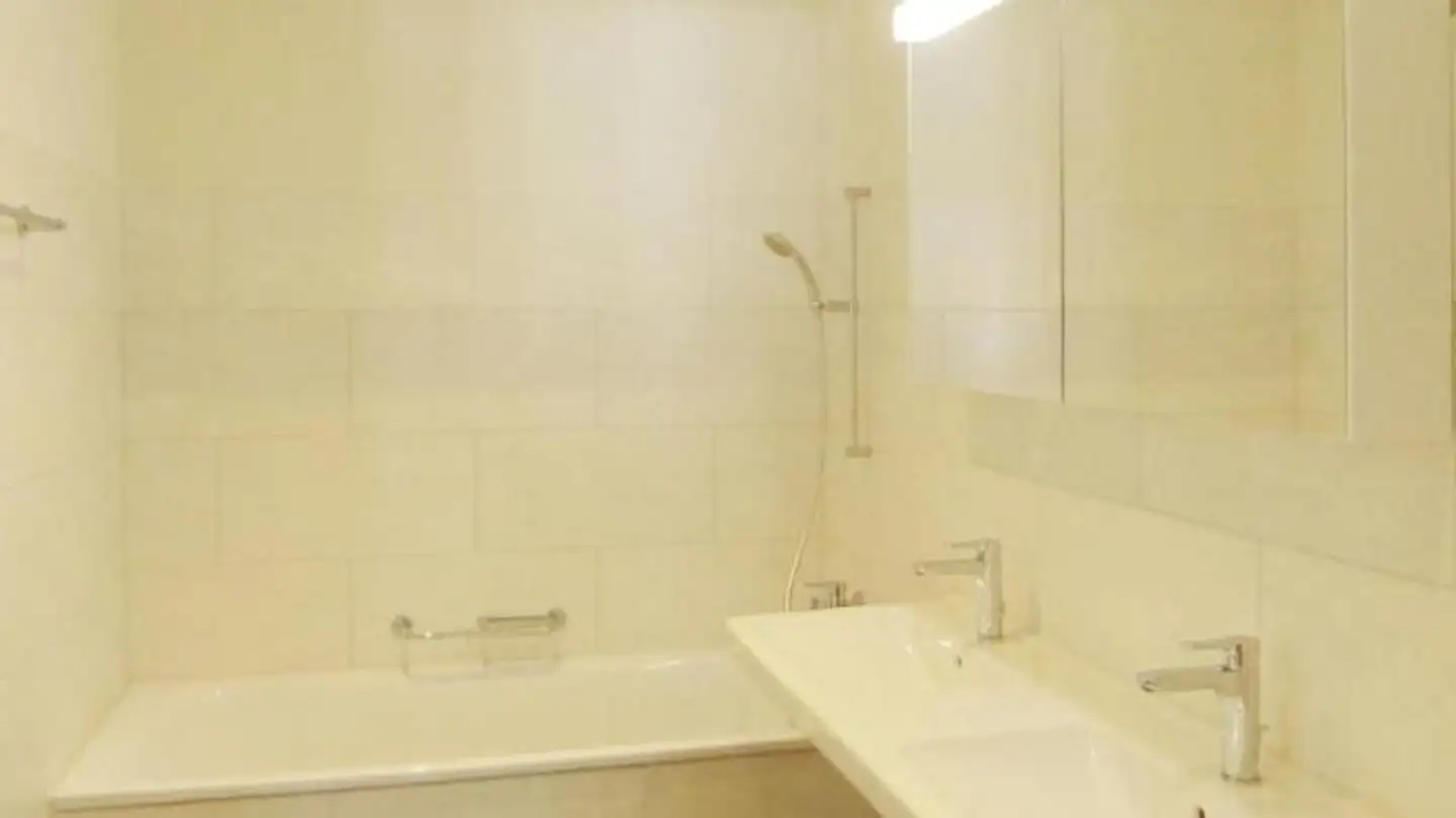 Apartment for rent - Hauptstrasse 17, 4450 Sissach - Photo 3