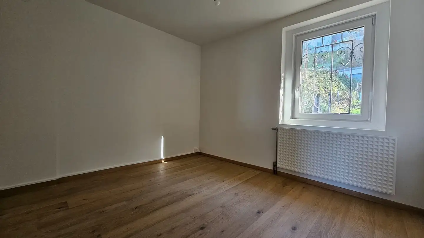Single house for rent - Sur Les Quais, 1342 Le Pont - Photo 4