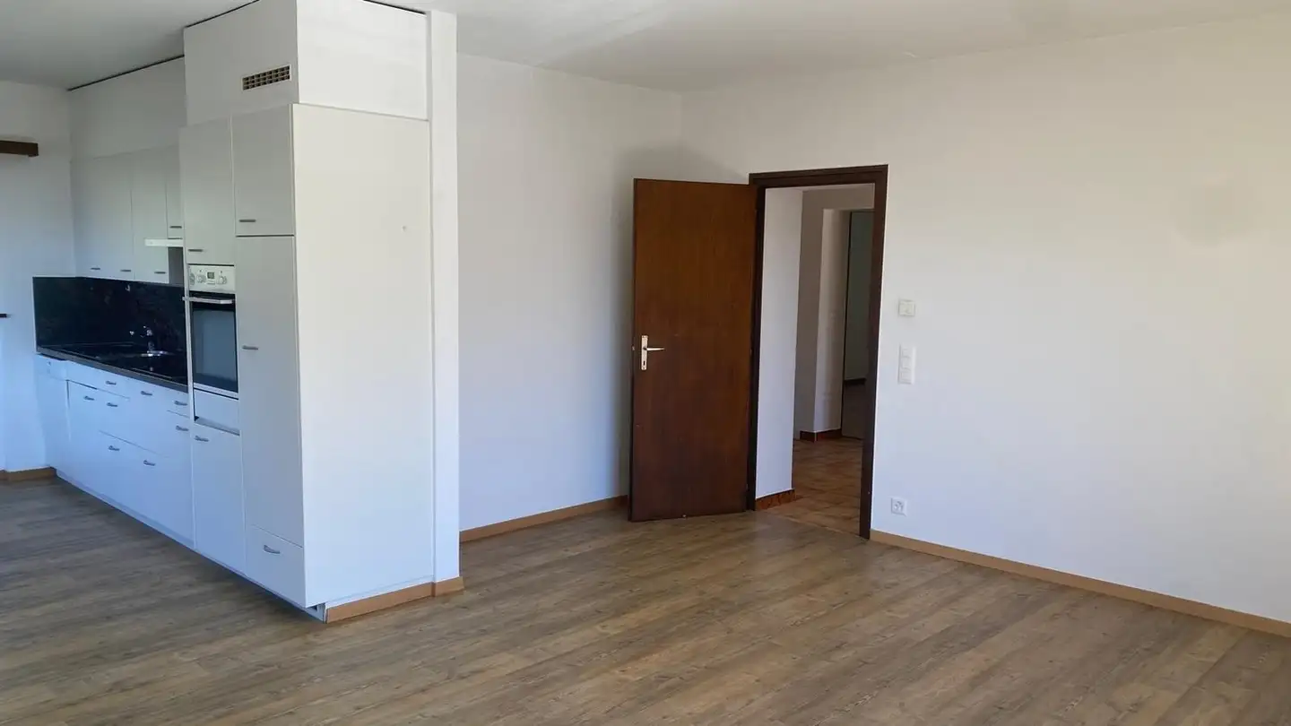 Apartment for rent - Via Montedato, 6595 Riazzino - Photo 3