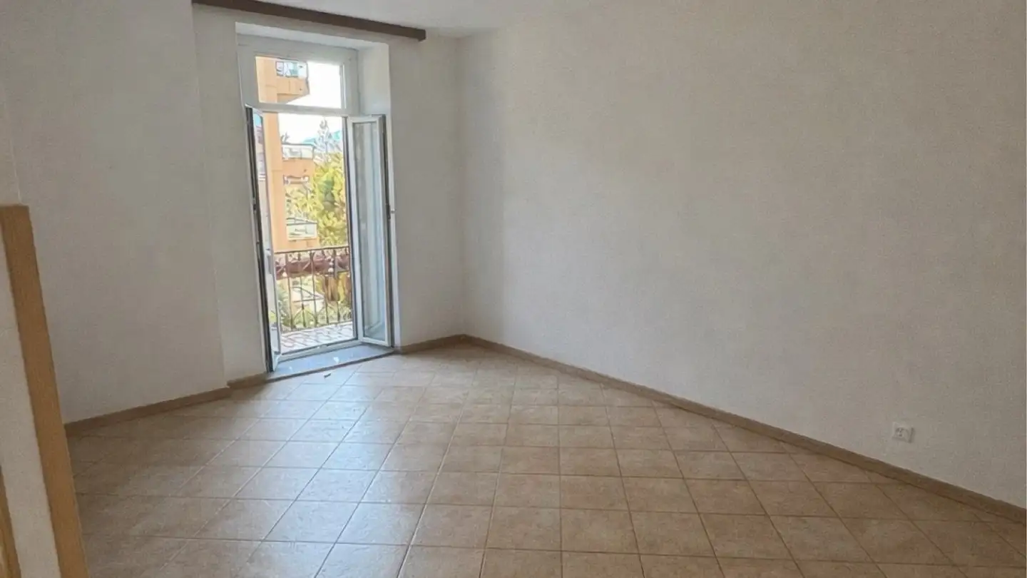 Wohnung mieten - 6963 Pregassona - Foto 2