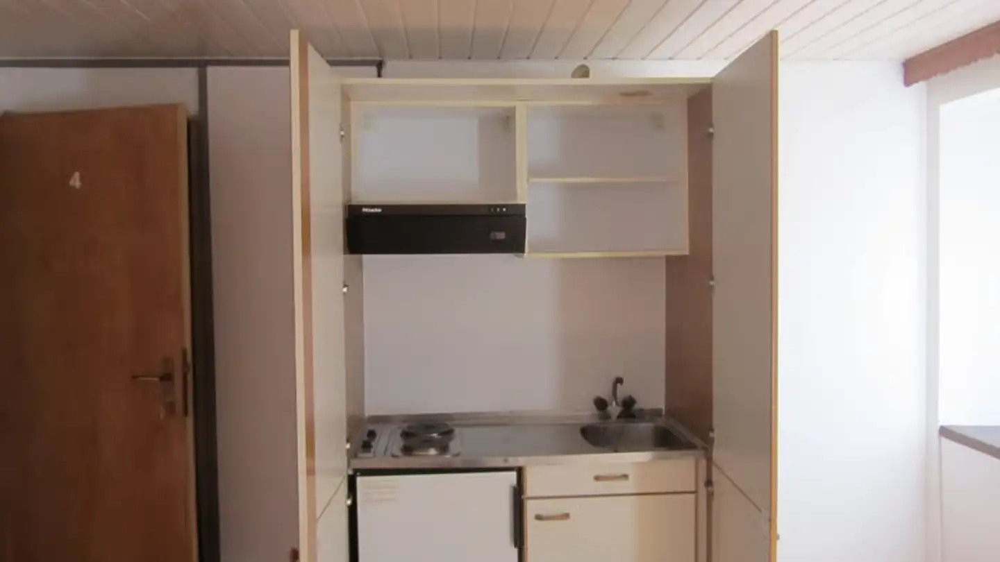 Wohnung mieten - Rue Miéville 2, 2105 Travers - Foto 2