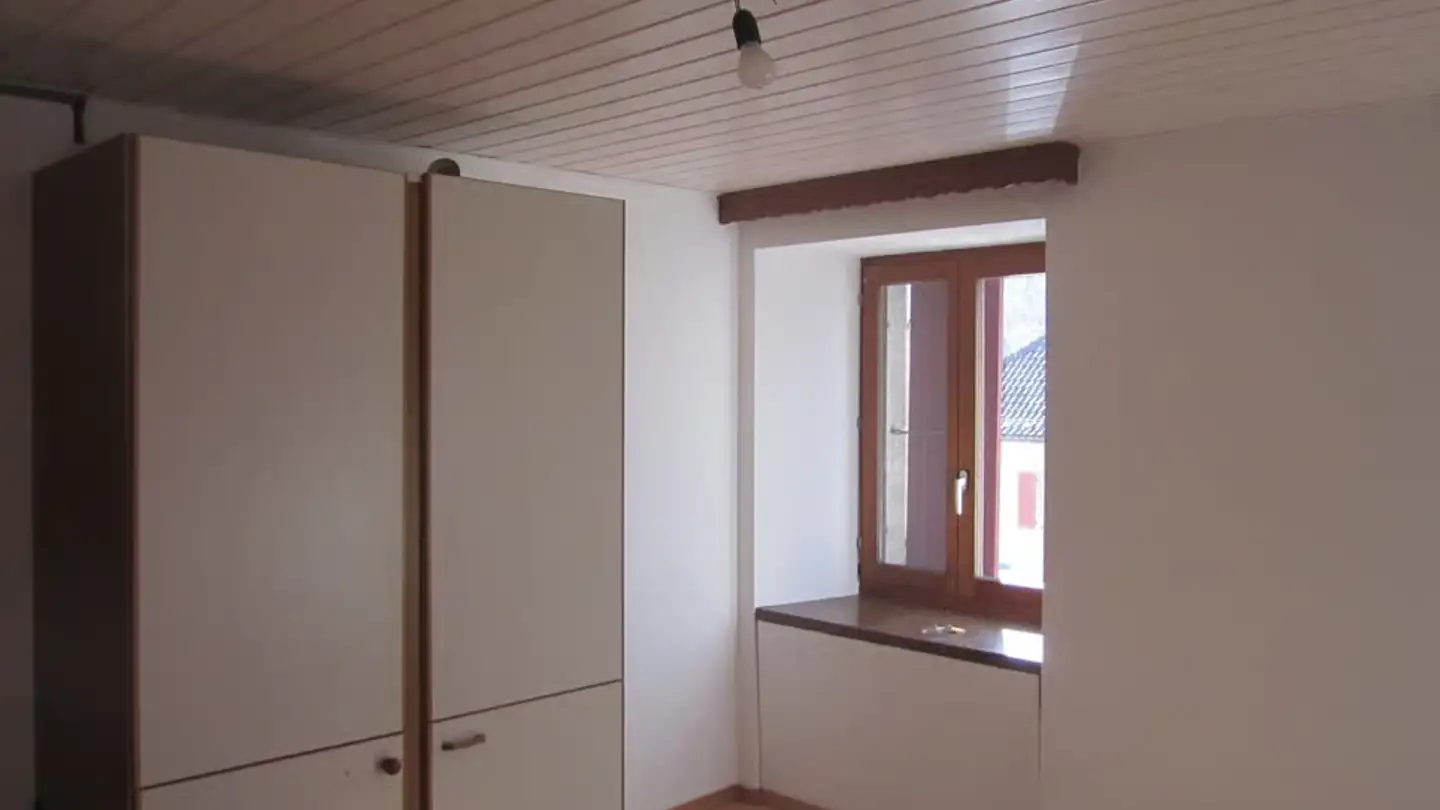 Wohnung mieten - Rue Miéville 2, 2105 Travers - Foto 3