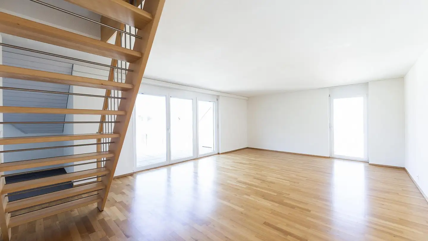 Penthouse for rent - Kantonsstrasse 52j, 8863 Buttikon SZ - Photo 2