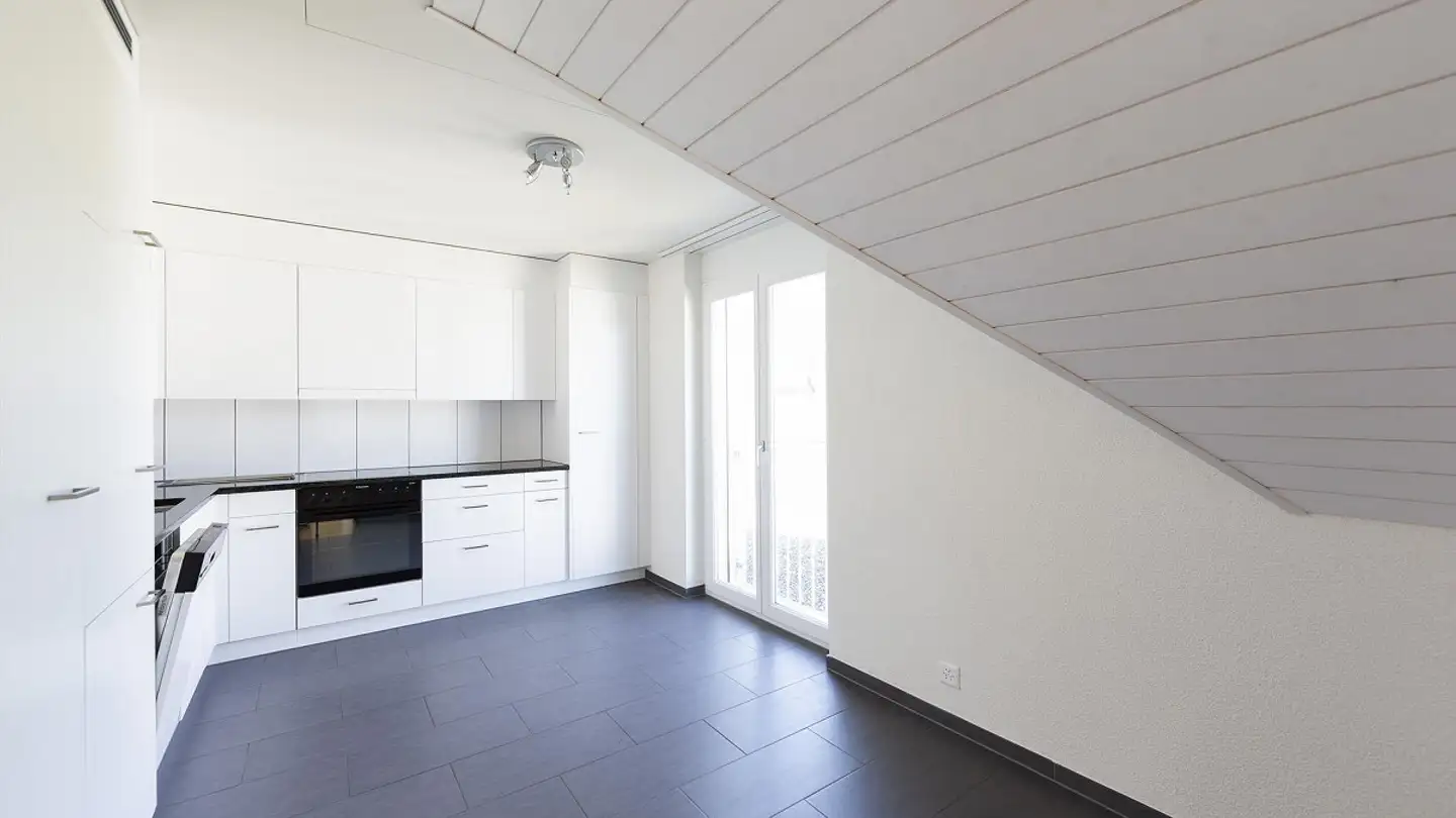 Penthouse for rent - Kantonsstrasse 52j, 8863 Buttikon SZ - Photo 4