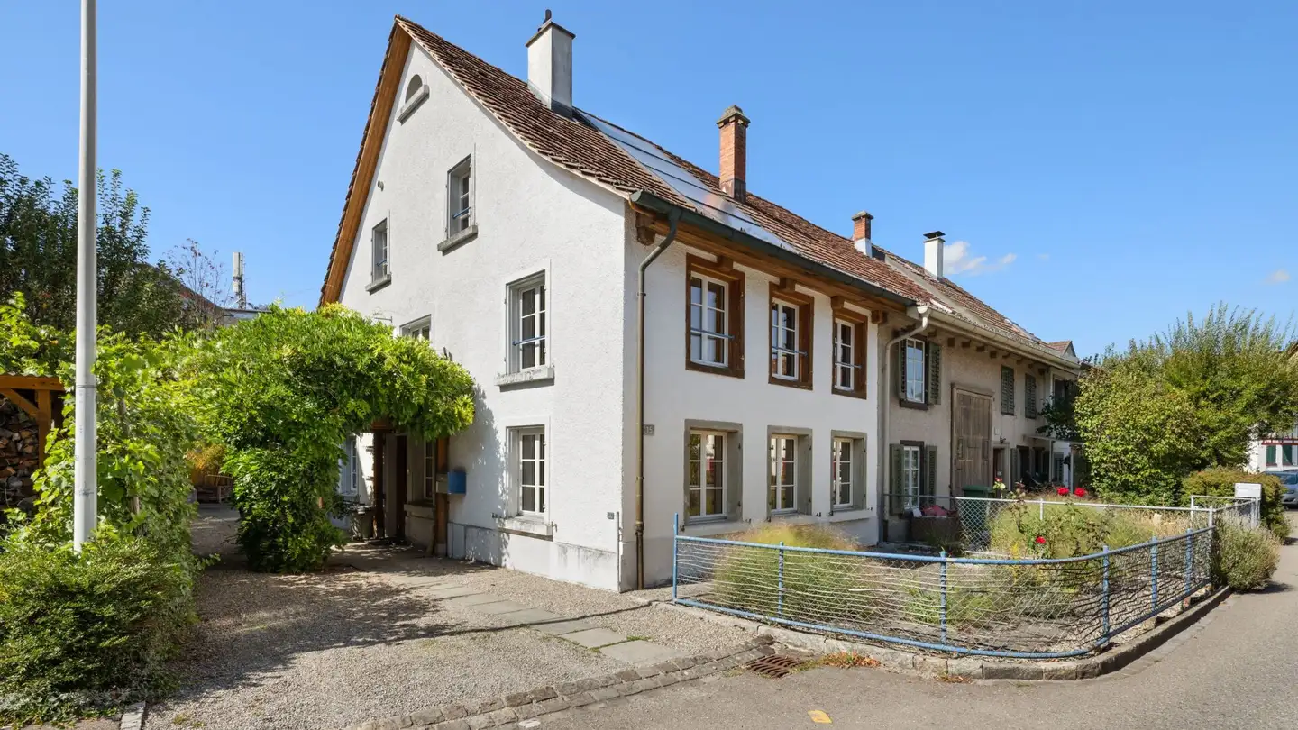 Fattoria in vendita - Dorfstrasse 15, 8307 Effretikon