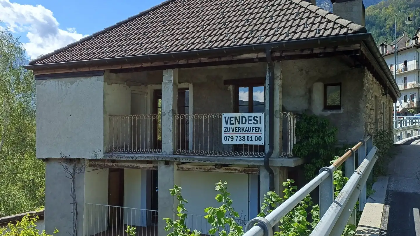 Einfamilienhaus kaufen - 6661 Auressio